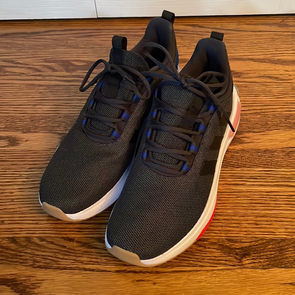 Adidas Racer TR23